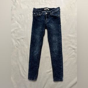 Levi’s 710 super skinny